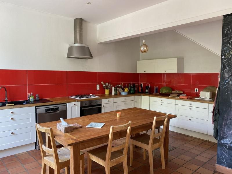 Maison - 185 m² - 7 pièces