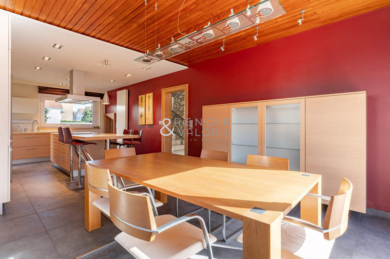 Maison ancienne - 265 m² - 11 pièces