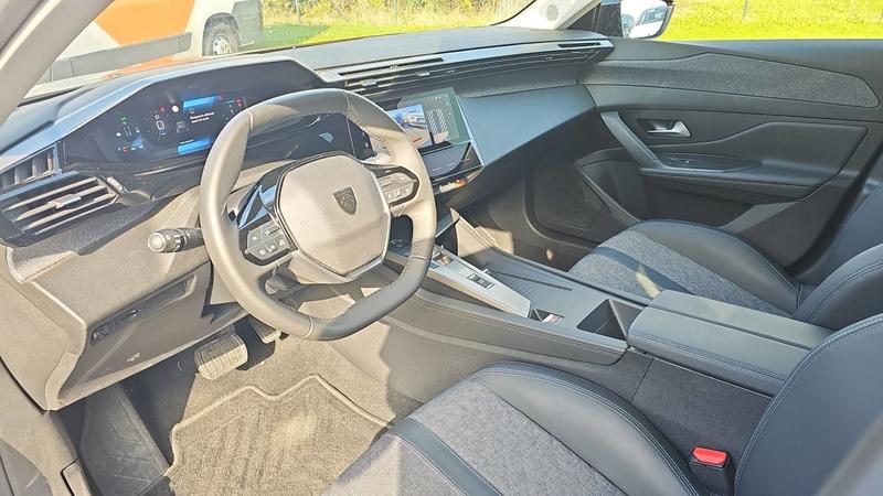 Peugeot 408 1.2 Hybrid 136 e-Dcs6 Allure