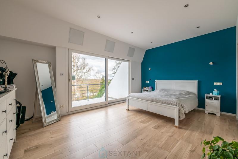 Maison d'architecte - 465 m² - 12 pièces