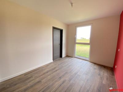 Maison - 140 m² - 4 pièces