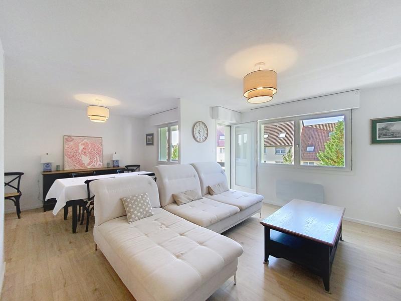 Appartement - 82 m² - 3 pièces