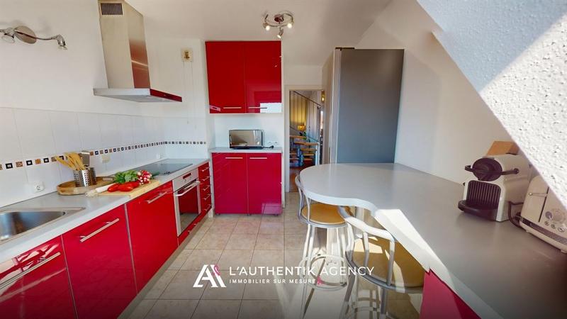 Appartement - 125 m² - 5 pièces