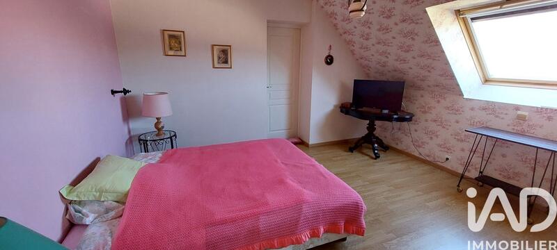 Maison - 258 m² - 9 pièces