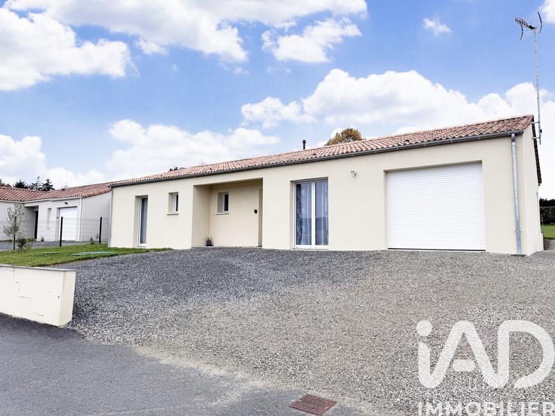 Maison - 93 m² - 4 pièces