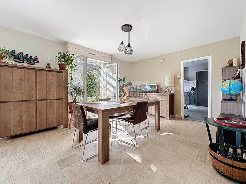 Maison - 120 m² - 5 pièces