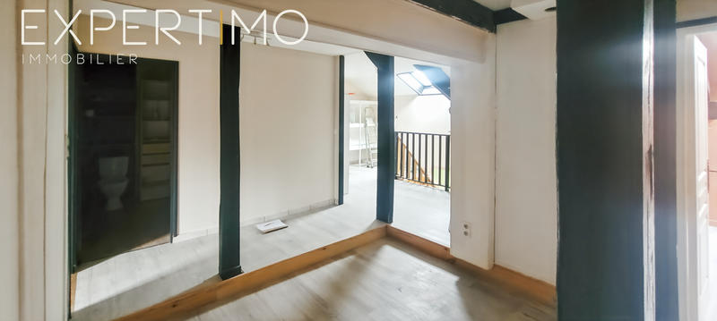 Maison - 161 m² - 7 pièces