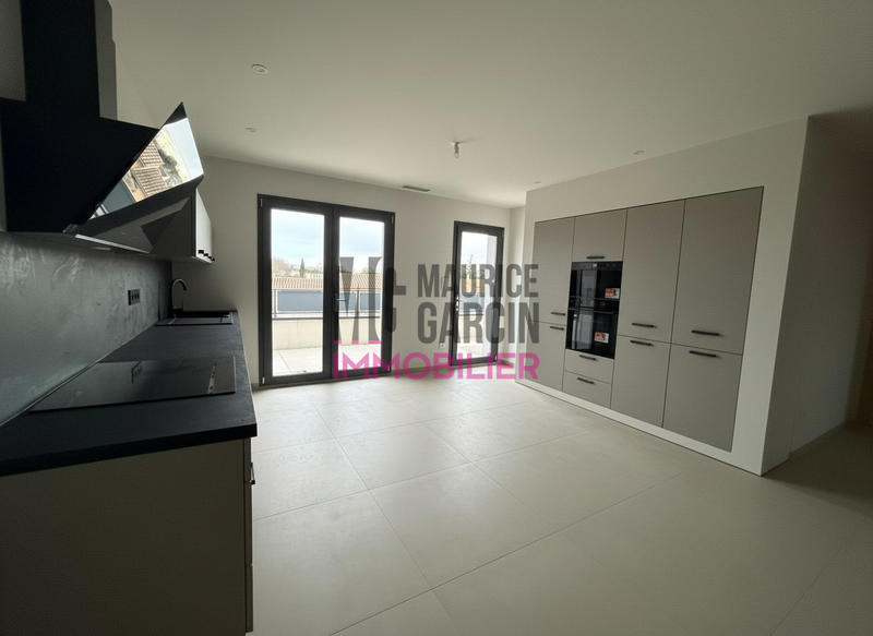 Appartement - 72 m² - 3 pièces