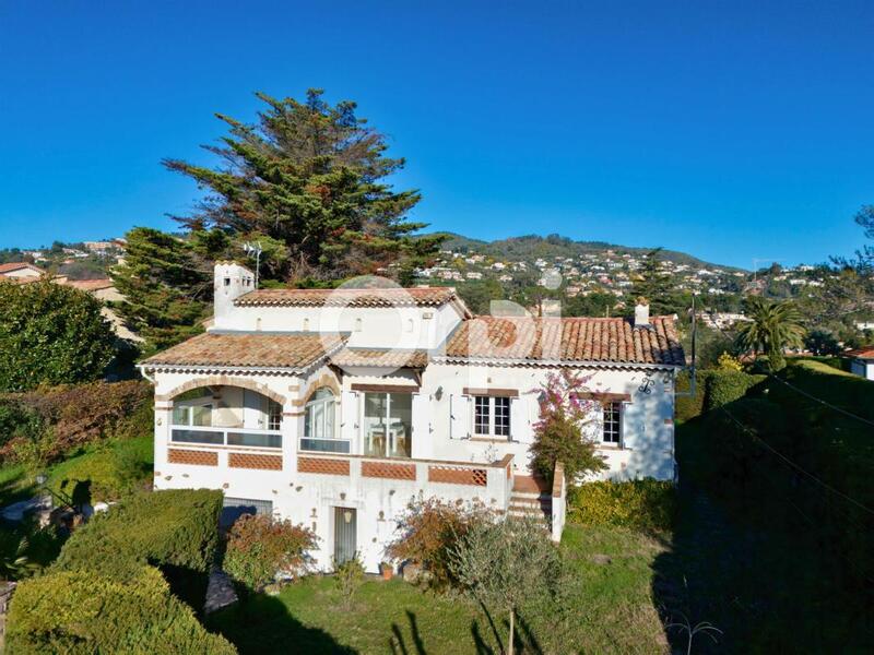 Maison - 118 m² - 4 pièces