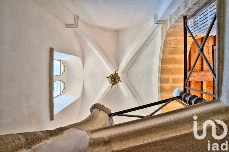 Maison - 263 m² - 10 pièces