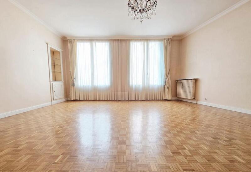 Appartement - 98 m² - 4 pièces