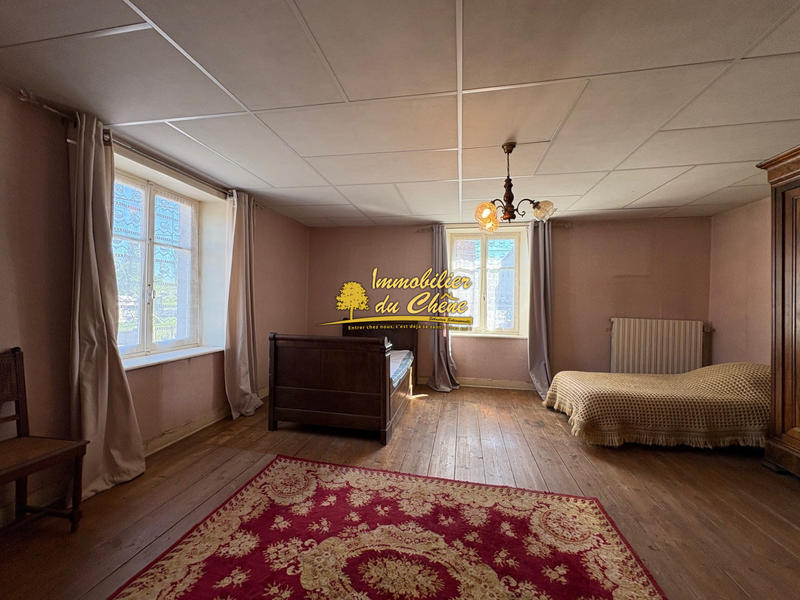 Maison - 140 m² - 7 pièces