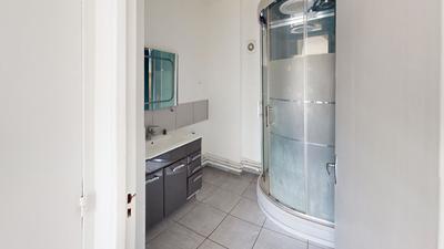 Appartement - 65 m² - 4 pièces