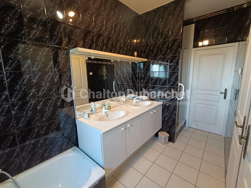 Maison - 154 m² - 5 pièces