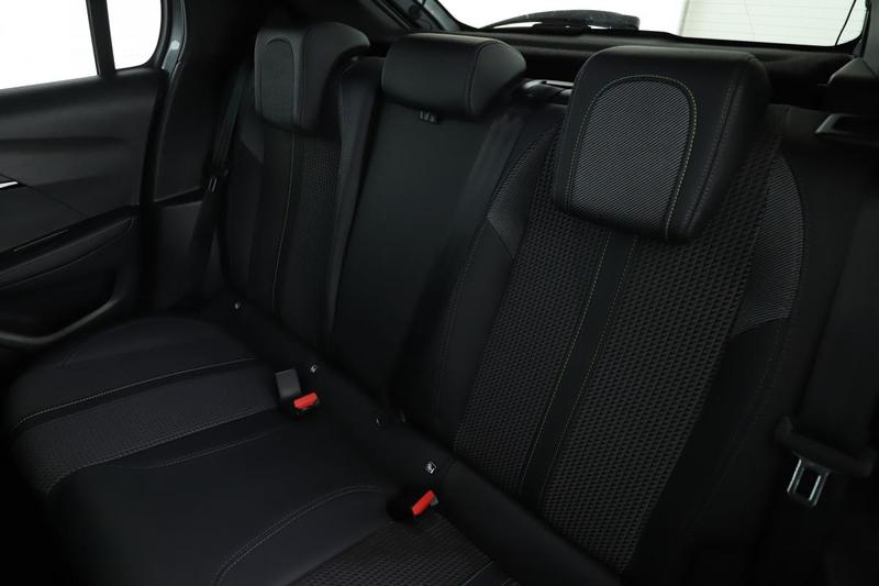 Peugeot 208 1.2 PureTech Gt Eat8 130 ch