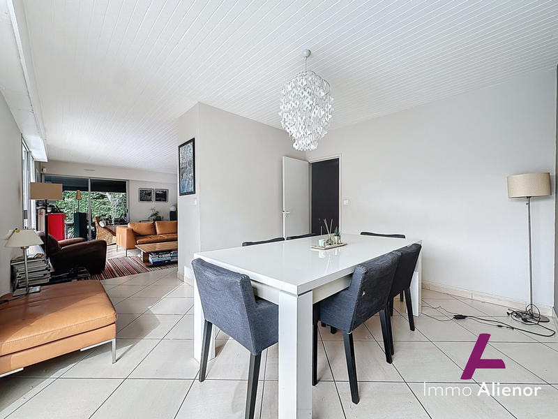 Maison - 150 m² - 6 pièces