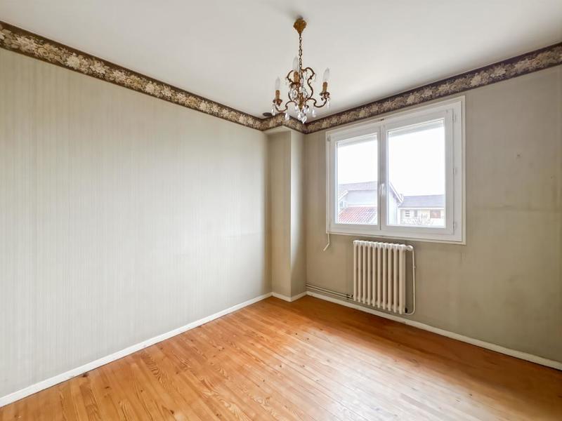 Maison - 88 m² - 5 pièces