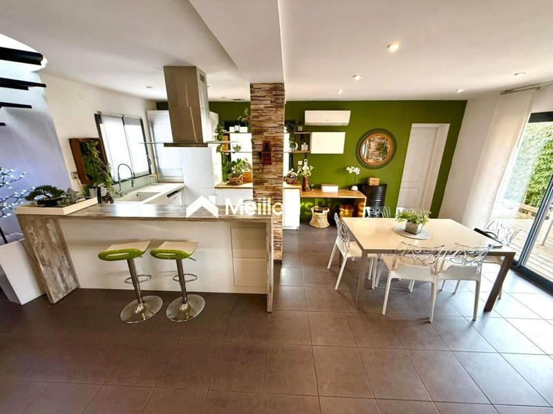 Villa - 110 m² - 5 pièces