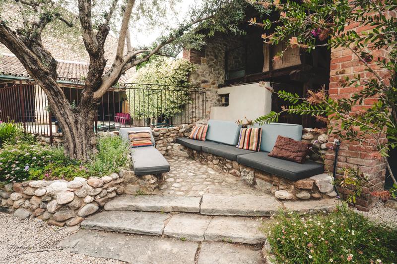 Maison - 459 m² - 16 pièces