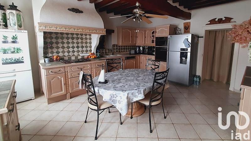 Maison - 198 m² - 5 pièces