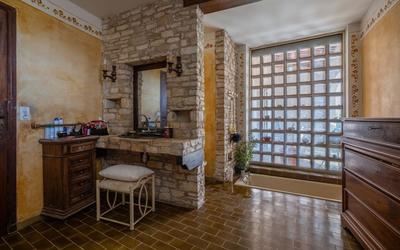 Maison - 210 m² - 5 pièces