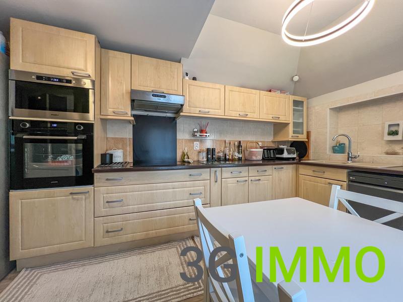 Immeuble - 95 m² - 4 pièces