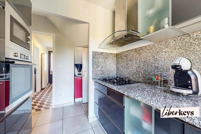 Maison de ville - 93 m² - 5 pièces