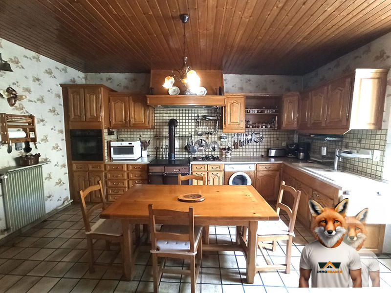 Maison traditionnelle - 278 m² - 14 pièces