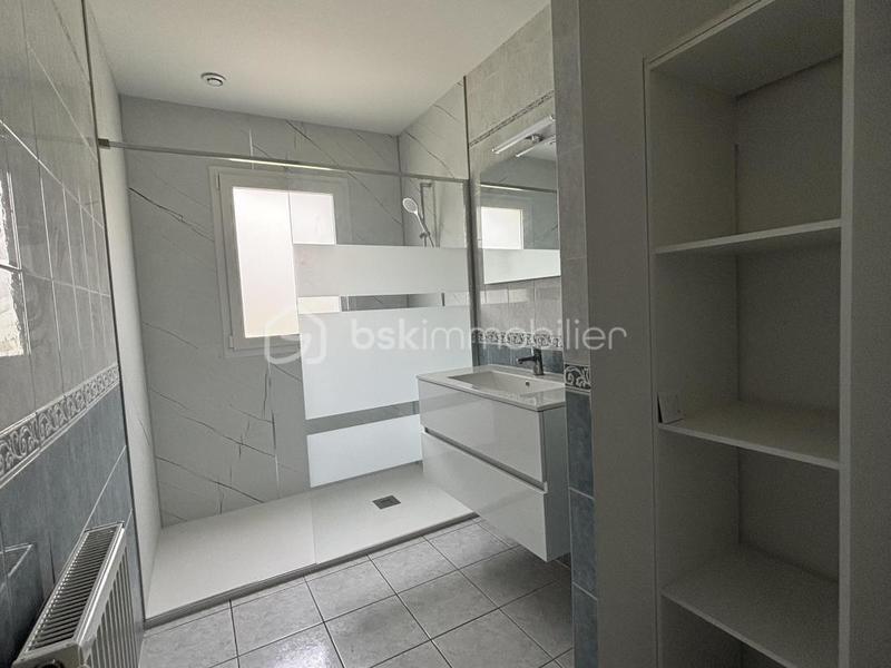 Pavillon - 93 m² - 5 pièces