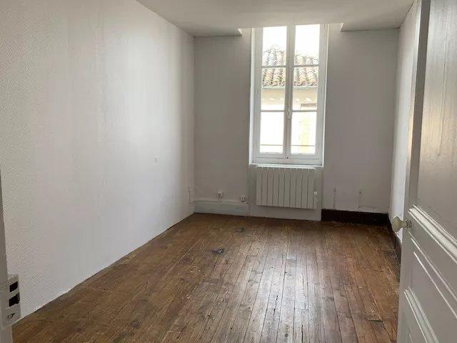 Immeuble - 304 m² - 20 pièces