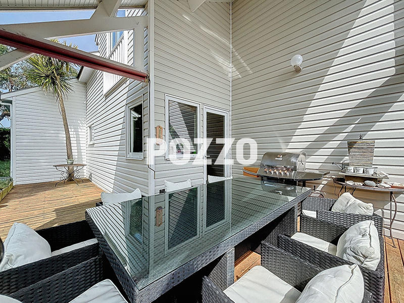 Maison - 133 m² - 8 pièces