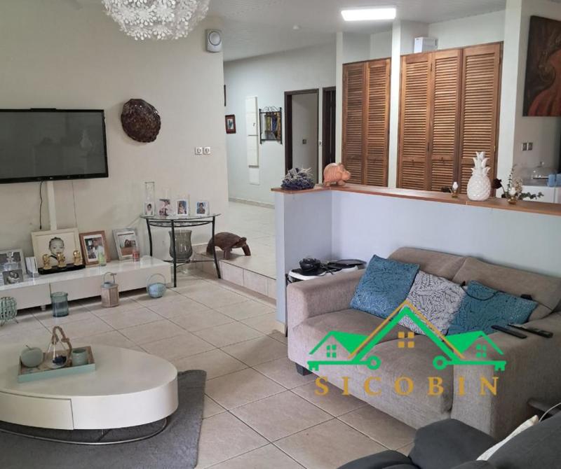 Maison - 173 m² - 7 pièces