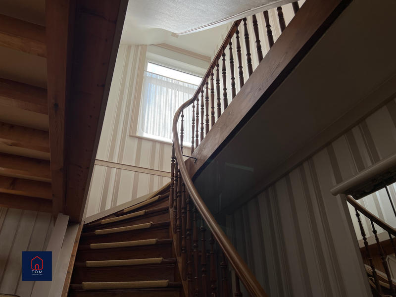 Maison - 145 m² - 6 pièces