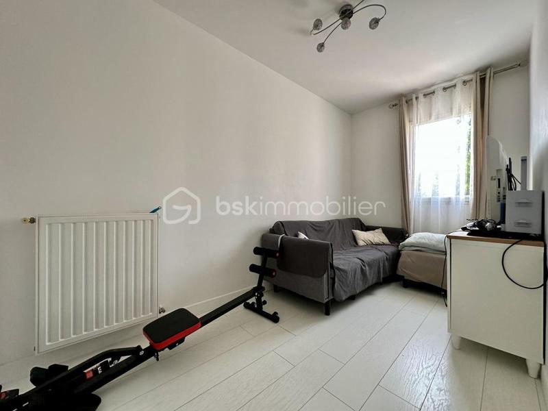 Maison - 216 m² - 14 pièces