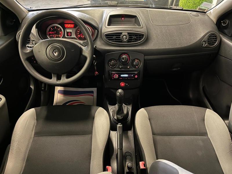 Renault Clio III 5 Portes Phase 2 1.5 dCi 68 cv