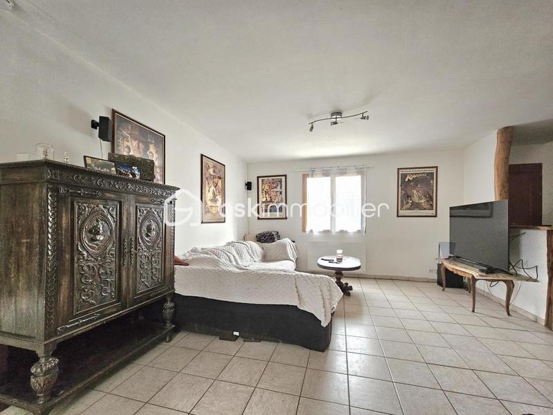 Maison - 130 m² - 9 pièces