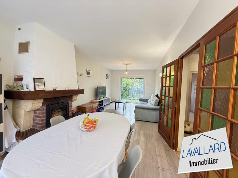 Maison - 100 m² - 6 pièces