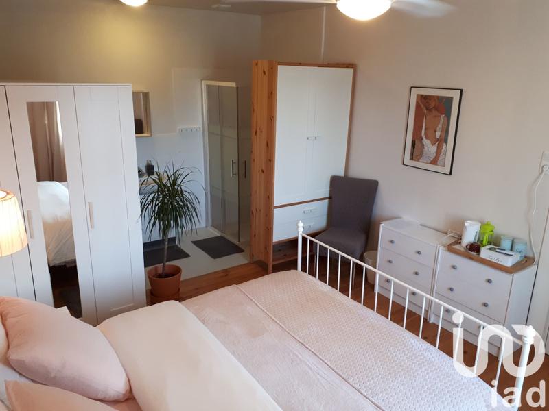 Maison - 300 m² - 9 pièces