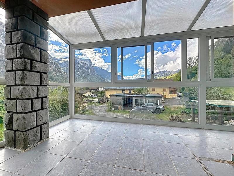 Maison - 170 m² - 8 pièces