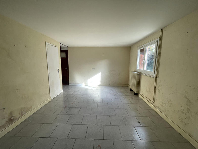 Maison - 180 m² - 7 pièces