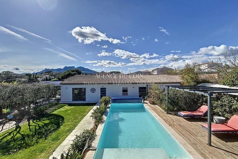 Maison - 156 m² - 5 pièces