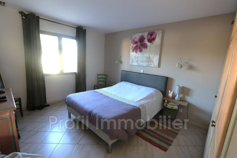 Maison - 208 m² - 7 pièces