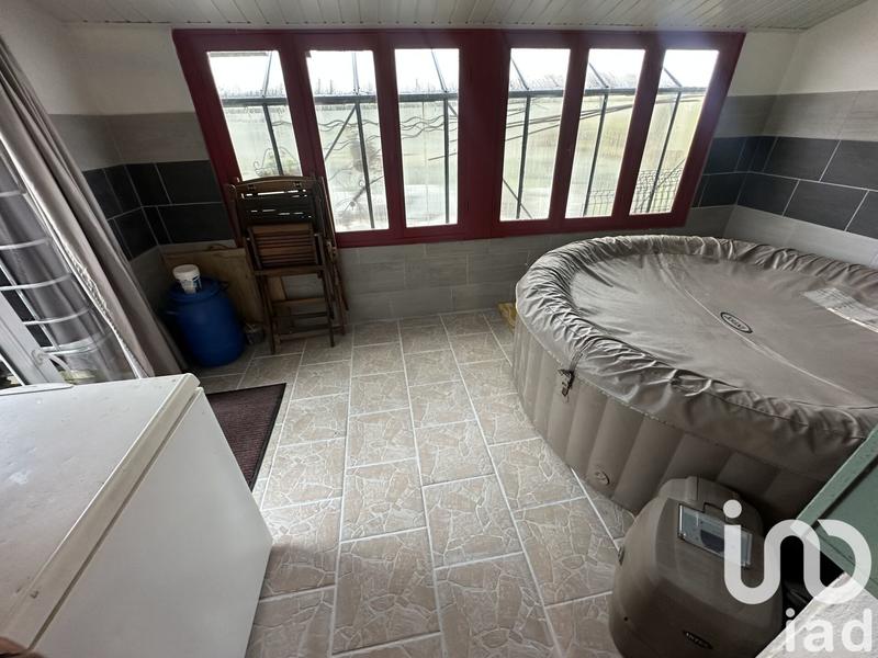 Maison - 127 m² - 8 pièces