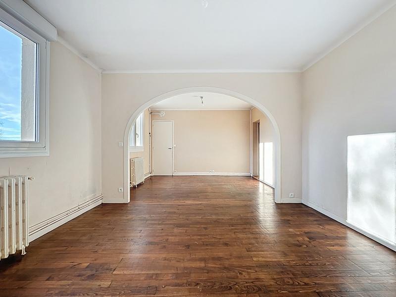 Maison - 101 m² - 4 pièces