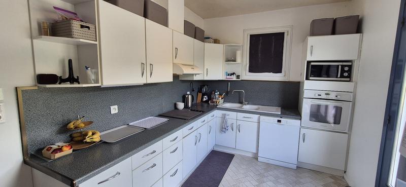 Maison - 200 m² - 8 pièces