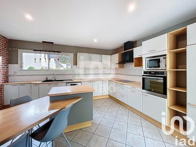 Maison - 183 m² - 7 pièces