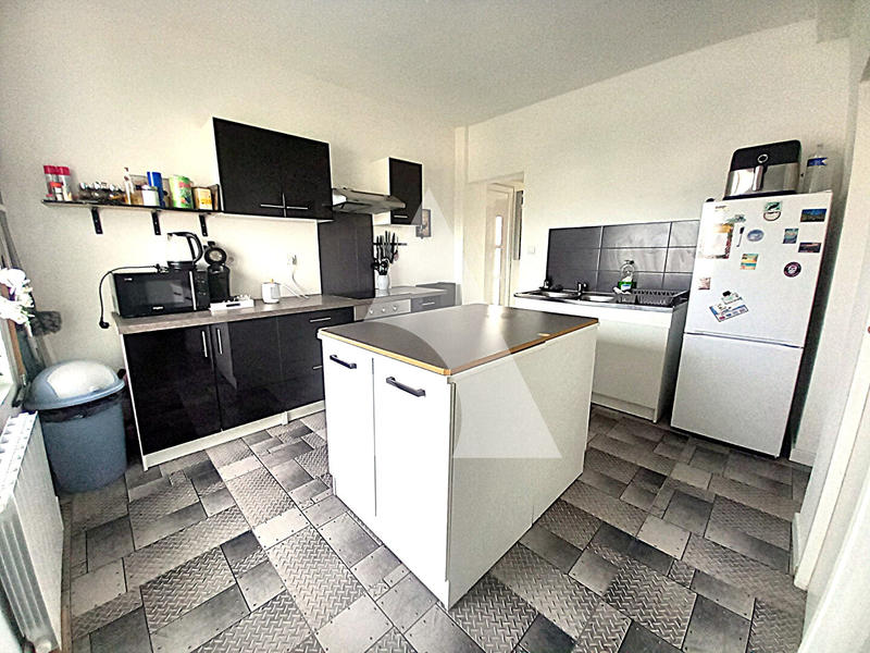 Maison - 72 m² - 7 pièces