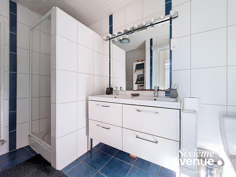 Maison - 160 m² - 8 pièces