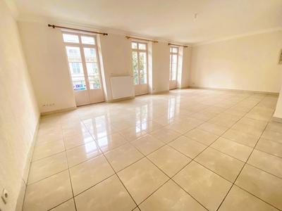 Appartement - 127 m² - 3 pièces