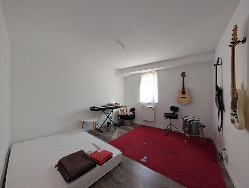 Maison - 100 m² - 5 pièces